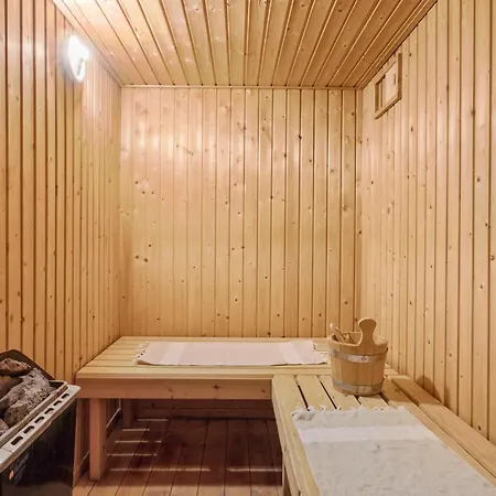 Сasa de vacaciones Lovely In With Sauna *
